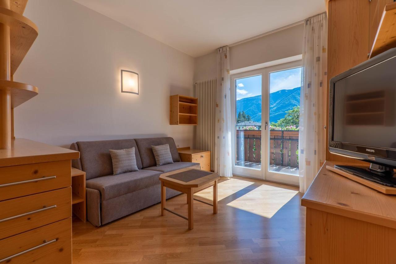 Residence Neuhaeuslhof Merano Bagian luar foto