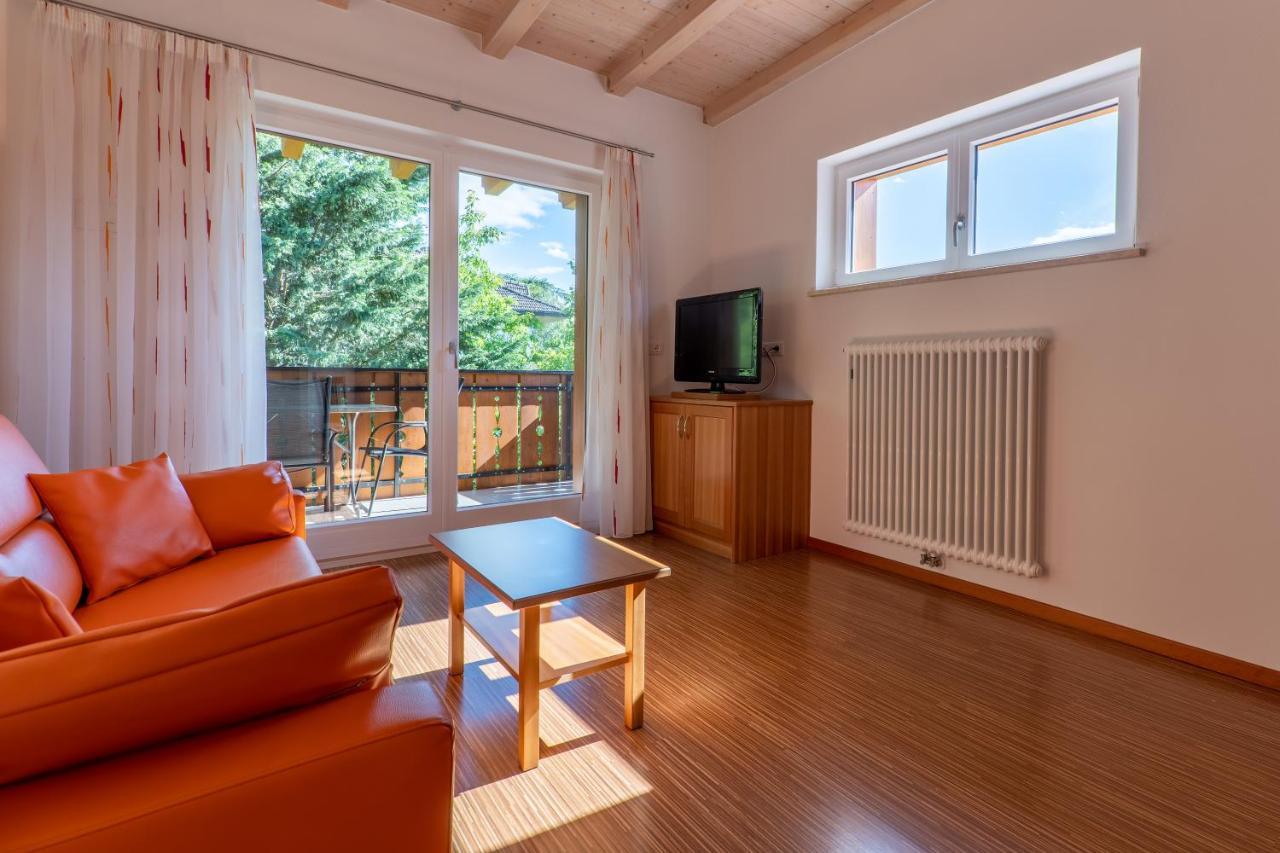Residence Neuhaeuslhof Merano Bagian luar foto