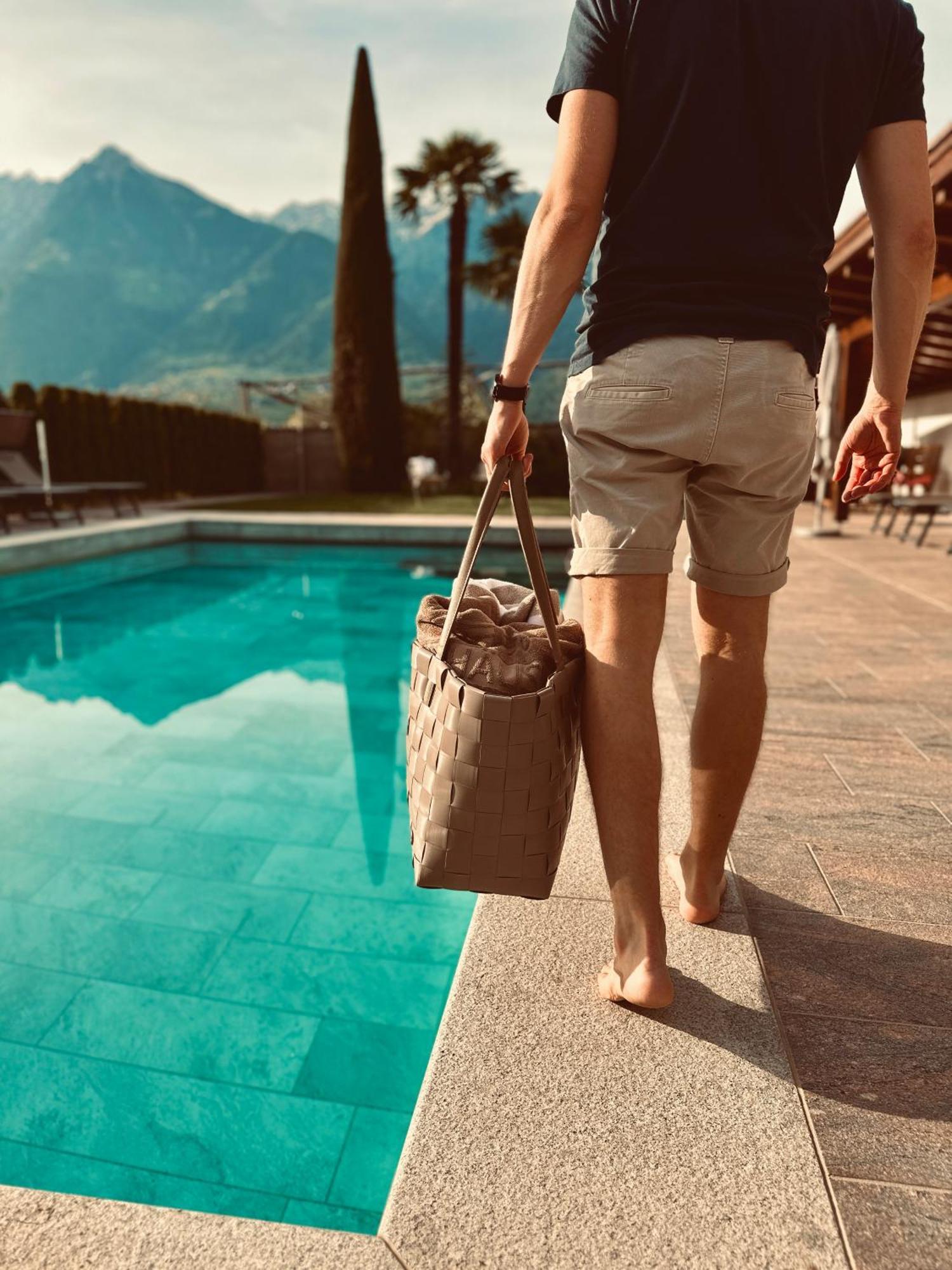 Residence Neuhaeuslhof Merano Bagian luar foto
